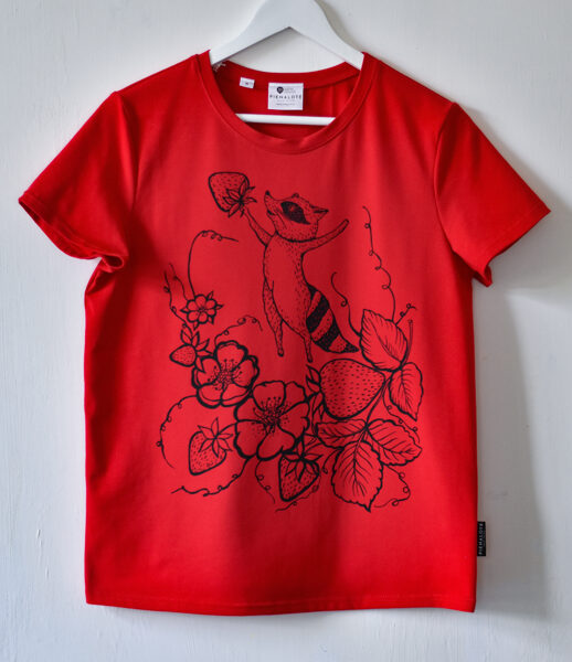 Women T-Shirt "Raccoon with strawberries"